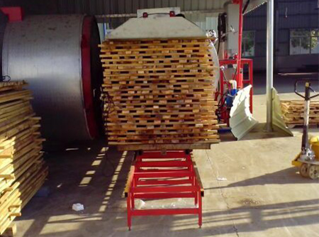 这是我们为东莞的一位客人，使用我们的『达意』真空干燥设备，干燥出来的橡胶木，木材的厚度为30mm，从67%的初期含水量干燥到8%的含水量，只花了34 个小时。